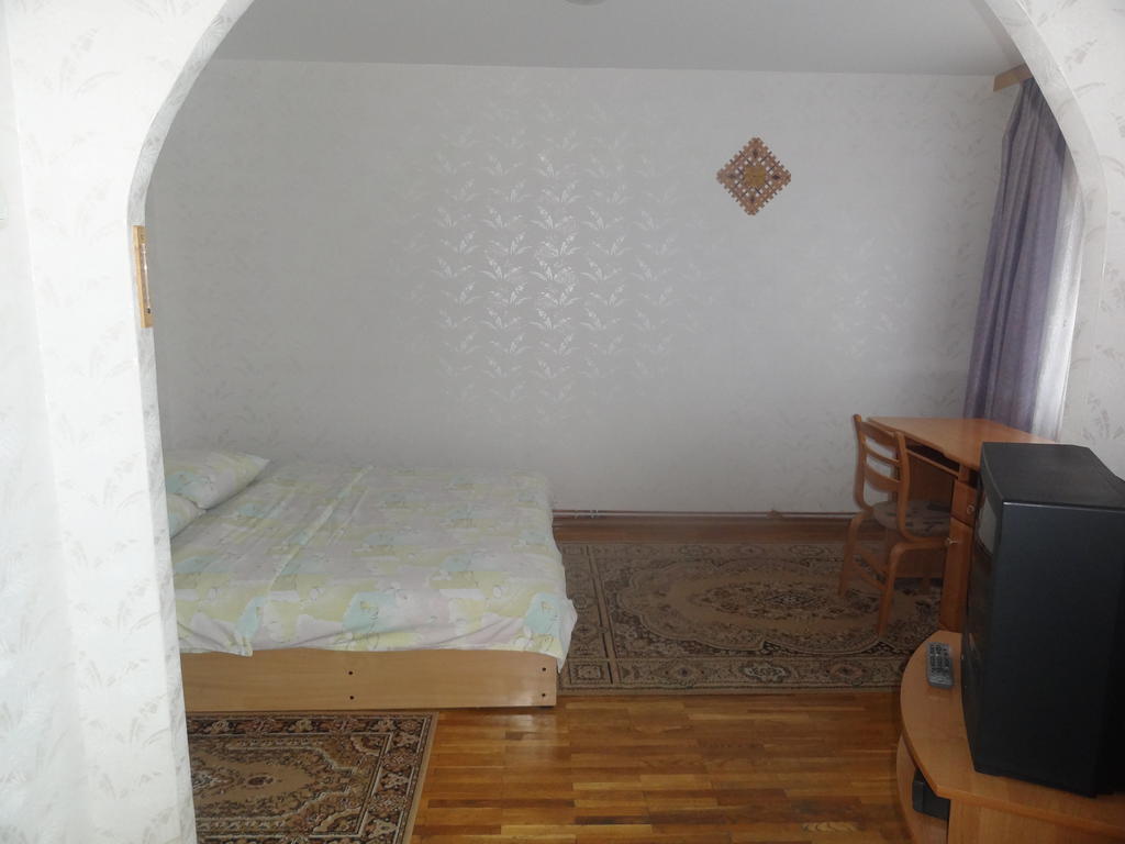 Hotel Rebir Daugavpils Kamer foto