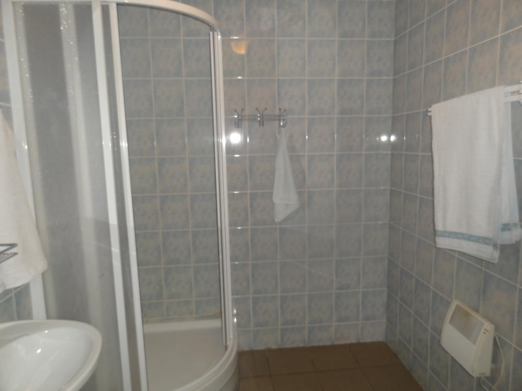 Hotel Rebir Daugavpils Kamer foto